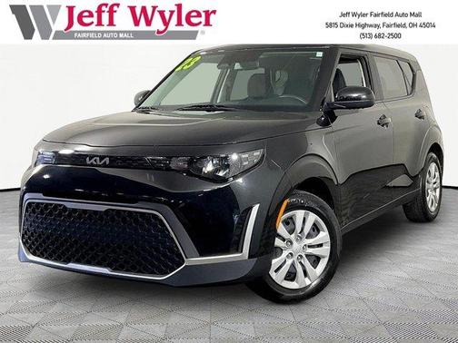 Fusion Orange 2023 Kia Soul LX