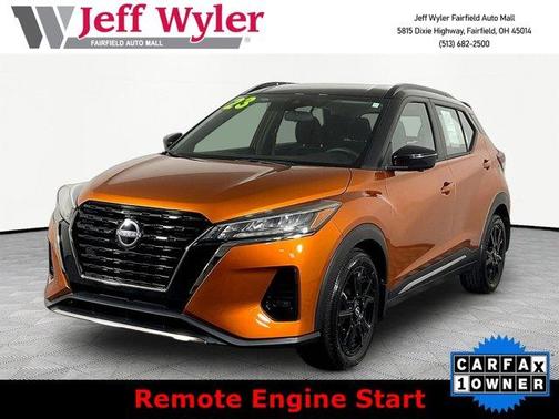 Monarch Orange / Super Black 2023 Nissan Kicks SR