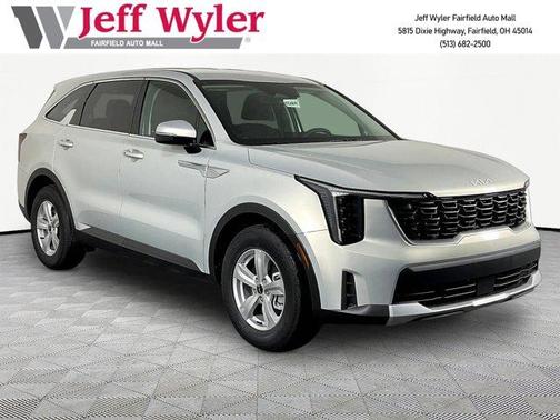 Ivory Silver 2026 Kia Sorento LX