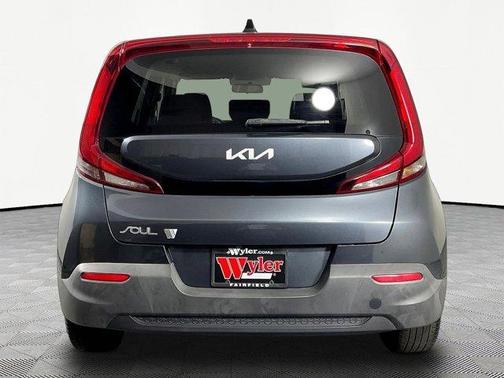 Gravity Gray 2022 Kia Soul LX
