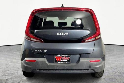 Gravity Gray 2022 Kia Soul LX