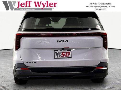 Snow White Pearl 2026 Kia Carnival SX Prestige