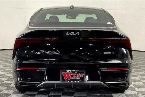 Aurora Black Pearl 2026 Kia K5 GT-Line