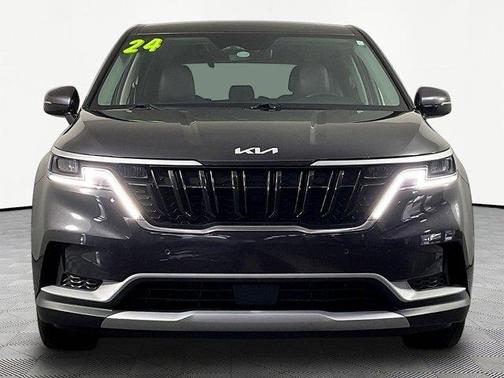 Metal 2024 Kia Carnival EX