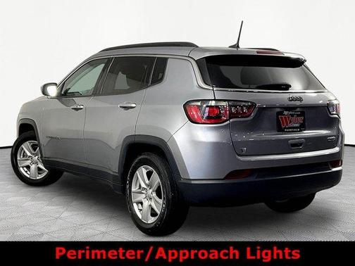 Billet Silver Metallic Clearcoat 2022 Jeep Compass Latitude