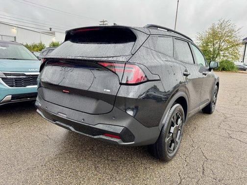 Fusion Orange 2026 Kia Sportage Hybrid X-Line