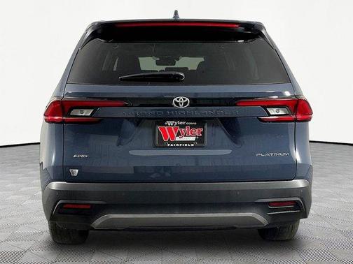 Cloud 9 White 2026 Toyota Grand Highlander LE