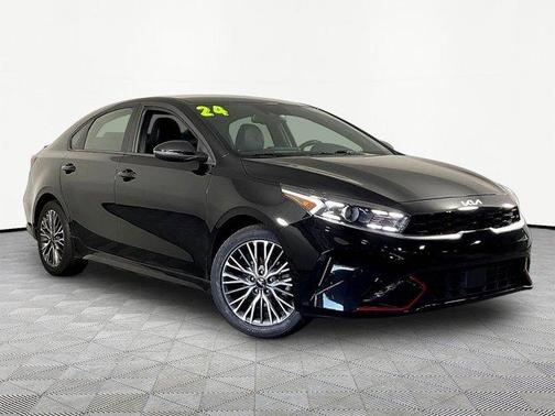 Aurora Black 2024 Kia Forte GT-Line