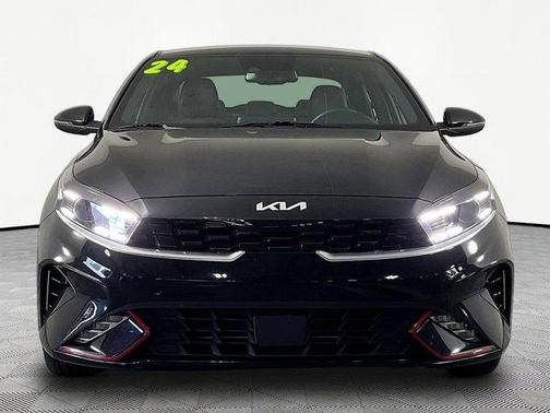 Aurora Black 2024 Kia Forte GT-Line