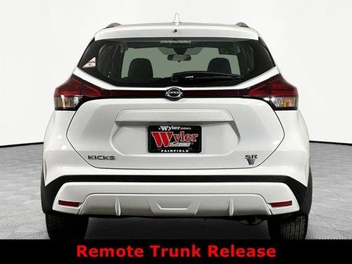Fresh Powder 2023 Nissan Kicks SR