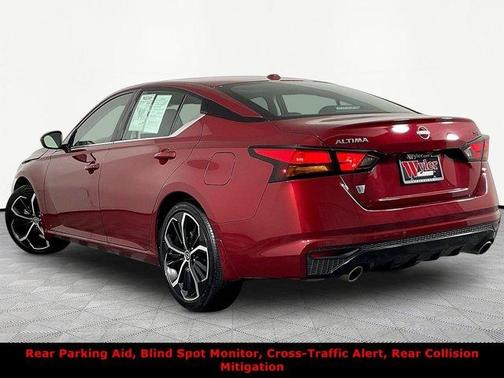 Scarlet Ember 2025 Nissan Altima SR