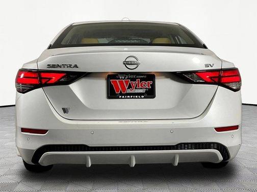 Aspen White 2024 Nissan Sentra SV