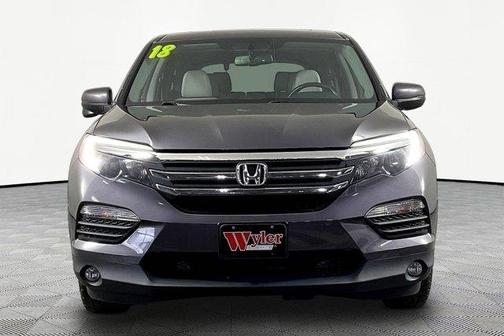 Lunar Silver Metallic 2018 Honda Pilot EX-L