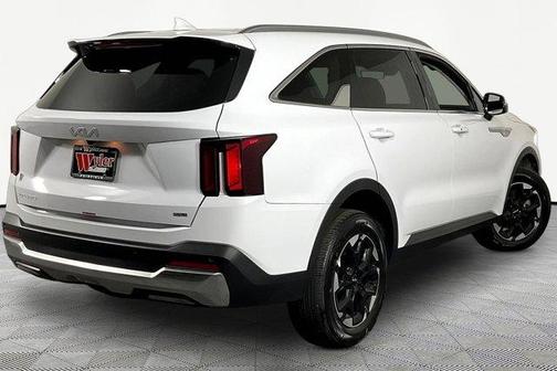Glacial White Pearl 2026 Kia Sorento S