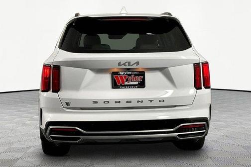 Glacial White Pearl 2022 Kia Sorento SX Prestige