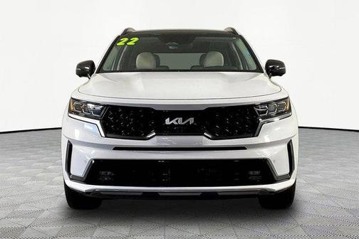 Glacial White Pearl 2022 Kia Sorento SX Prestige