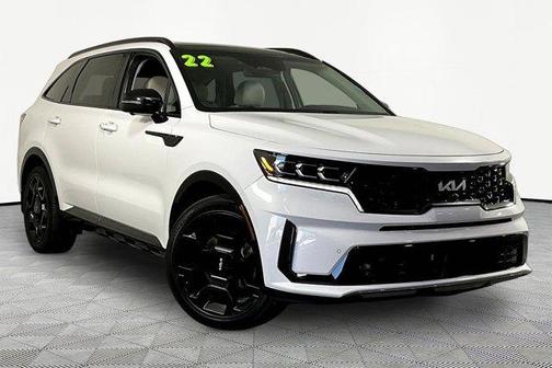 Glacial White Pearl 2022 Kia Sorento SX Prestige