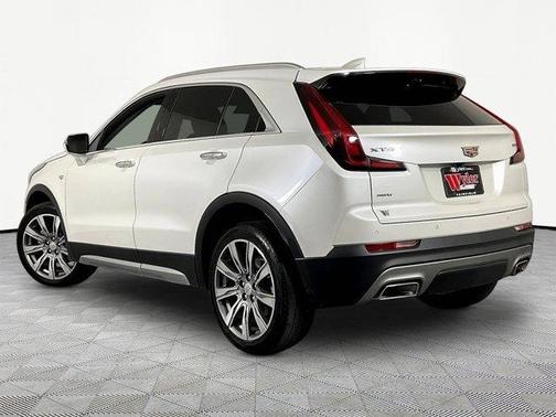 Crystal White Tri-Coat 2023 Cadillac XT4 Premium Luxury