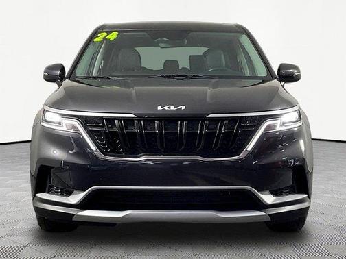 Metal 2024 Kia Carnival LX