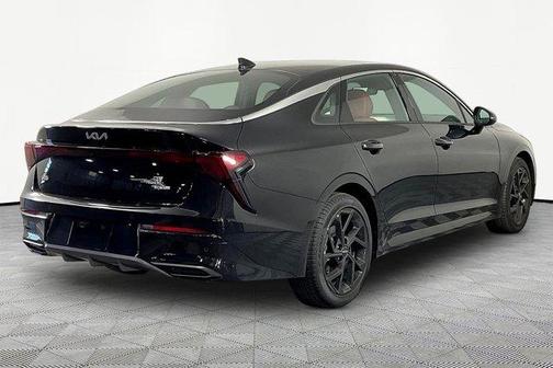 Aurora Black Pearl 2026 Kia K5 GT-Line