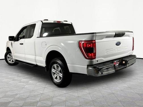 Oxford White 2022 Ford F-150 XLT