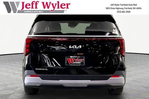 Aurora Black Pearl 2026 Kia Carnival EX