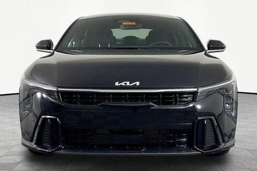 Aurora Black Pearl 2026 Kia K4 GT-LINE