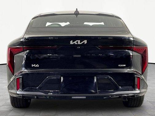 Aurora Black 2026 Kia K4 GT-Line