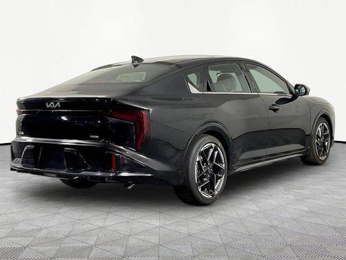 Aurora Black 2026 Kia K4 GT-Line