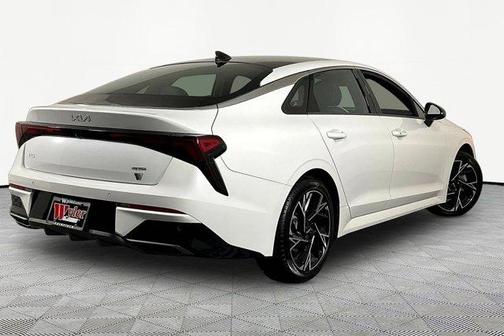 Snow White Pearl 2025 Kia K5 GT-Line
