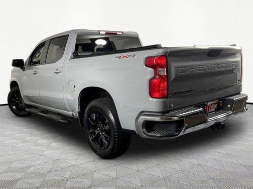 Slate Gray Metallic 2024 Chevrolet Silverado 1500 LT