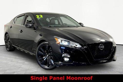 Black 2022 Nissan Altima 2.5 SR