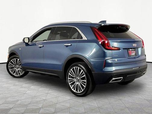 Deep Sea Metallic 2025 Cadillac XT4 Premium Luxury
