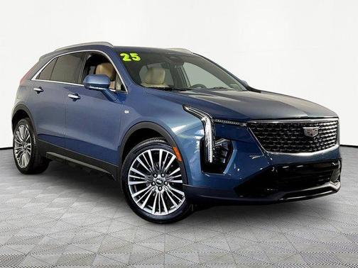 Deep Sea Metallic 2025 Cadillac XT4 Premium Luxury