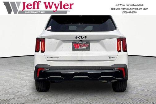 Glacial White Pearl 2026 Kia Sorento X-Line SX Prestige