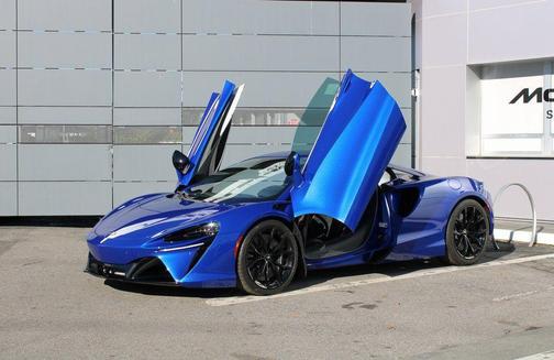 Aurora Blue 2025 McLaren Artura Performance