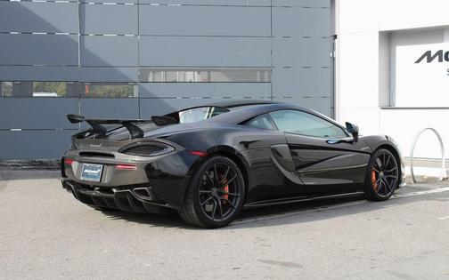 2016 McLaren 570S Base