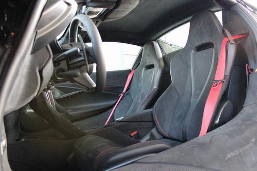 2026 McLaren 750S Spider