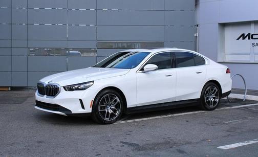 2024 BMW i5 eDrive40