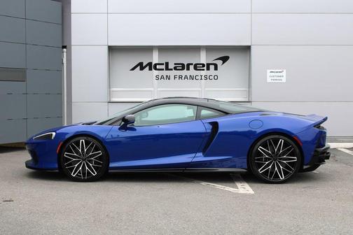 2025 McLaren GTS Performance