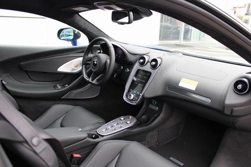 2025 McLaren GTS Performance