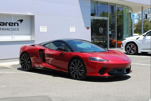 2025 McLaren GTS 