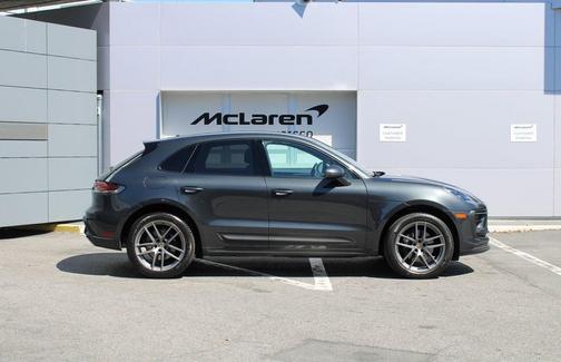 2023 Porsche Macan 