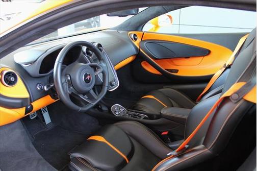 2017 McLaren 570GT Base