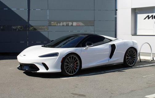2023 McLaren GT LUXE