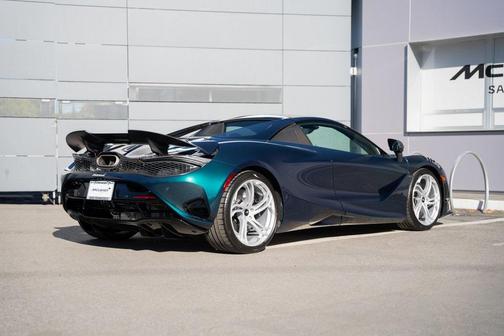 2024 McLaren 750S Spider