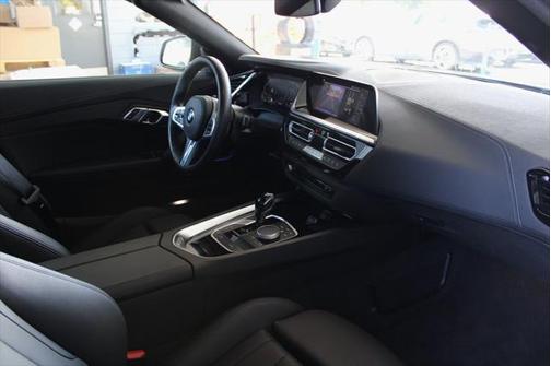 2025 BMW Z4 sDrive30i