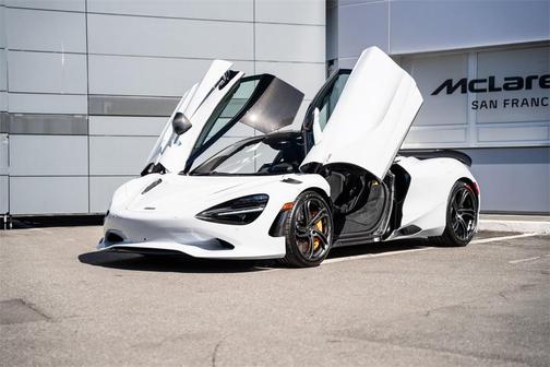 2024 McLaren 750S Coupe