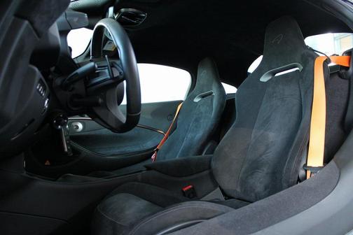 2023 McLaren Artura Performance