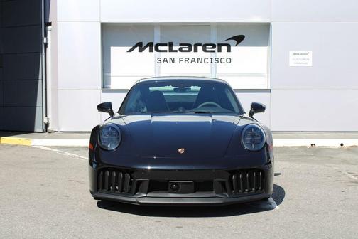 2025 Porsche 911 Carrera GTS